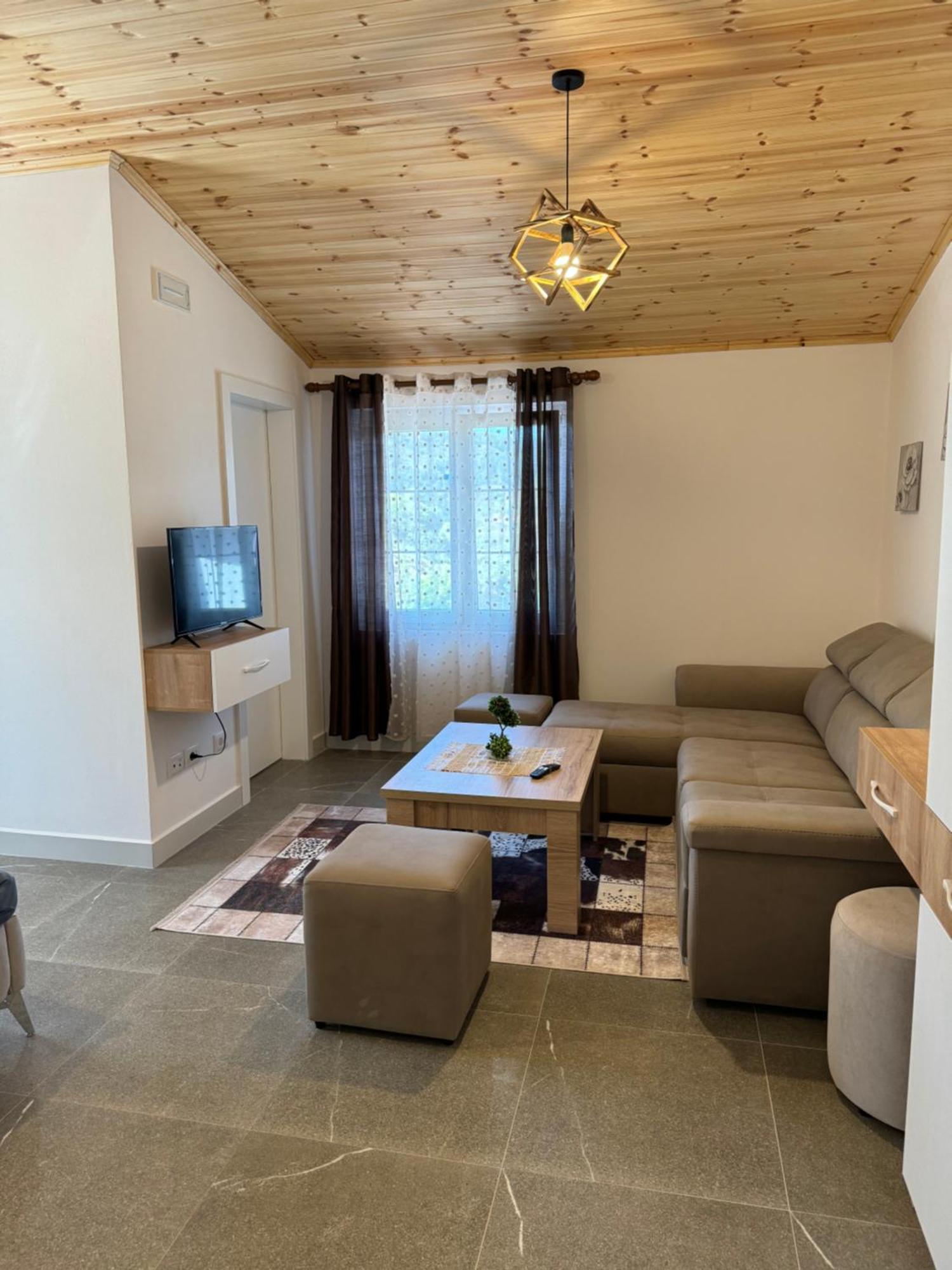 Qyteza Guest House & Camping Shkodër Exteriér fotografie